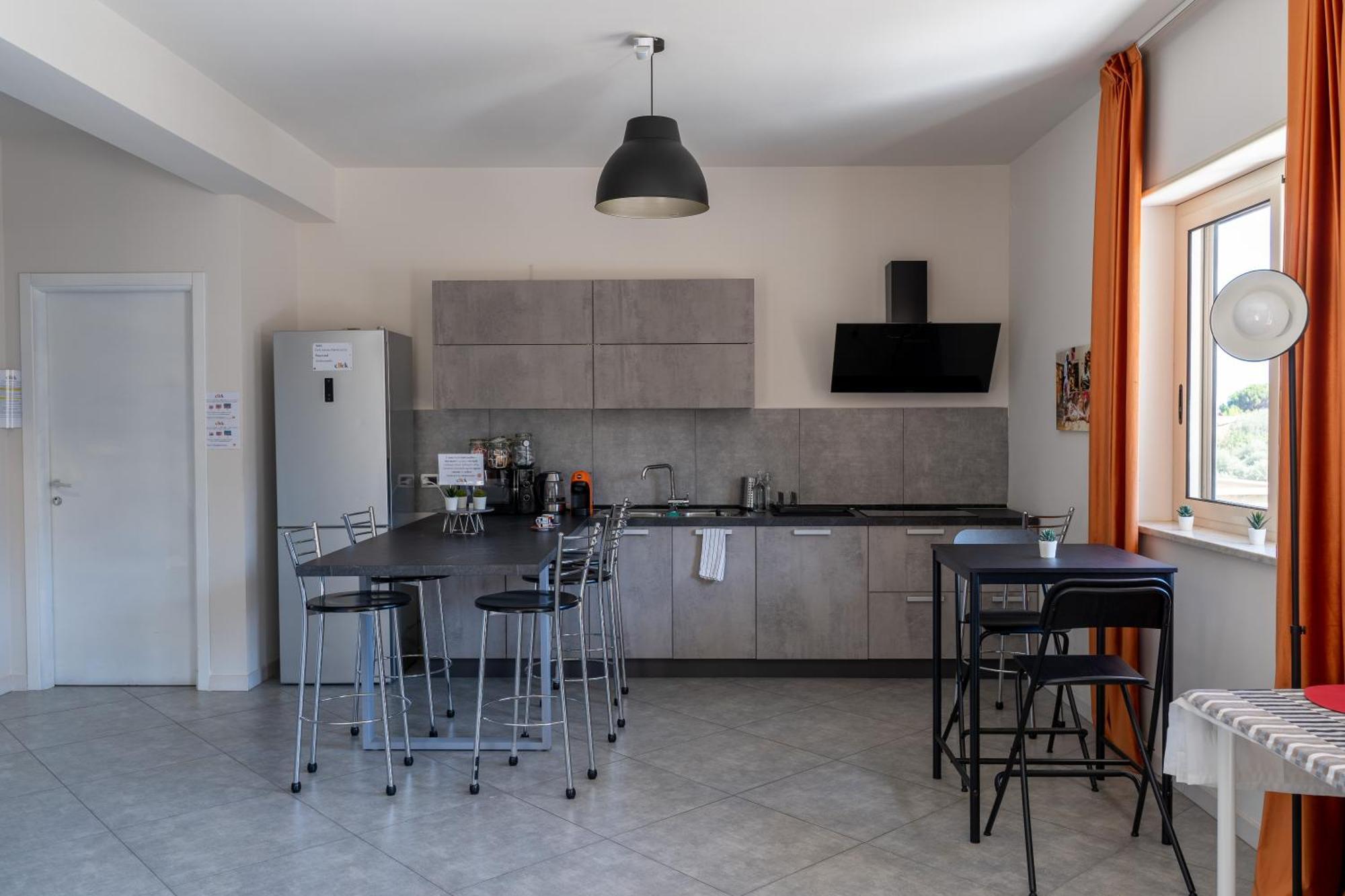 Click Art & Room Trabia Exterior photo